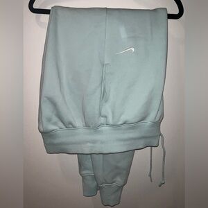 Nike Aqua Sweatpants